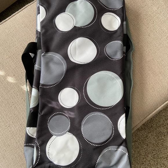 Thirty-One Large Utility Tote in Black and White with Cover - Picture 4 of 5